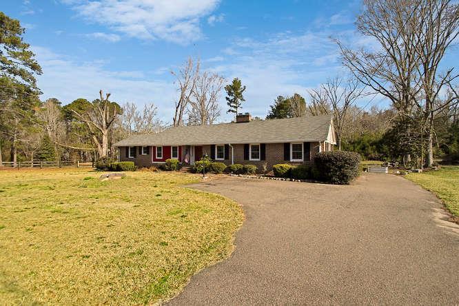 601 Roland Avenue - Photo 1