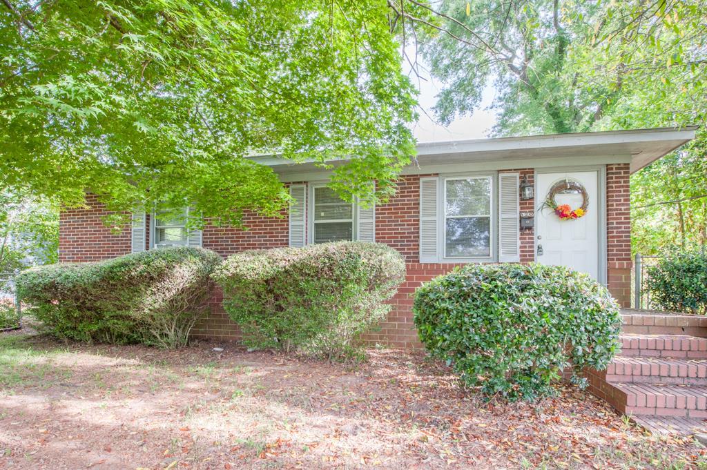 120 Crystal Lake Drive - Photo 1