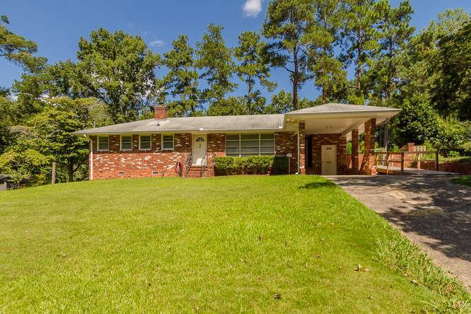 708 Stanton Drive - Photo 1