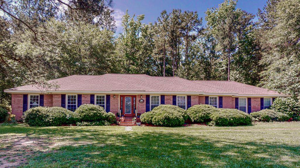 162 Fairway Drive - Photo 1