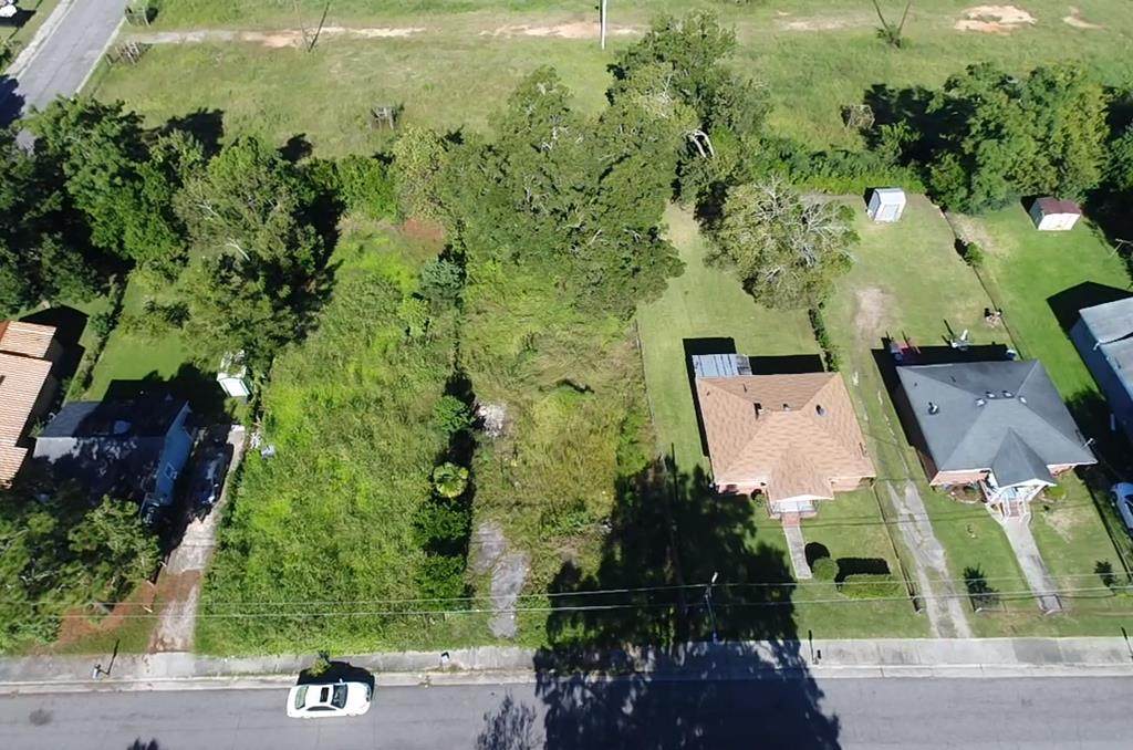 1037 Prep Street - Photo 1