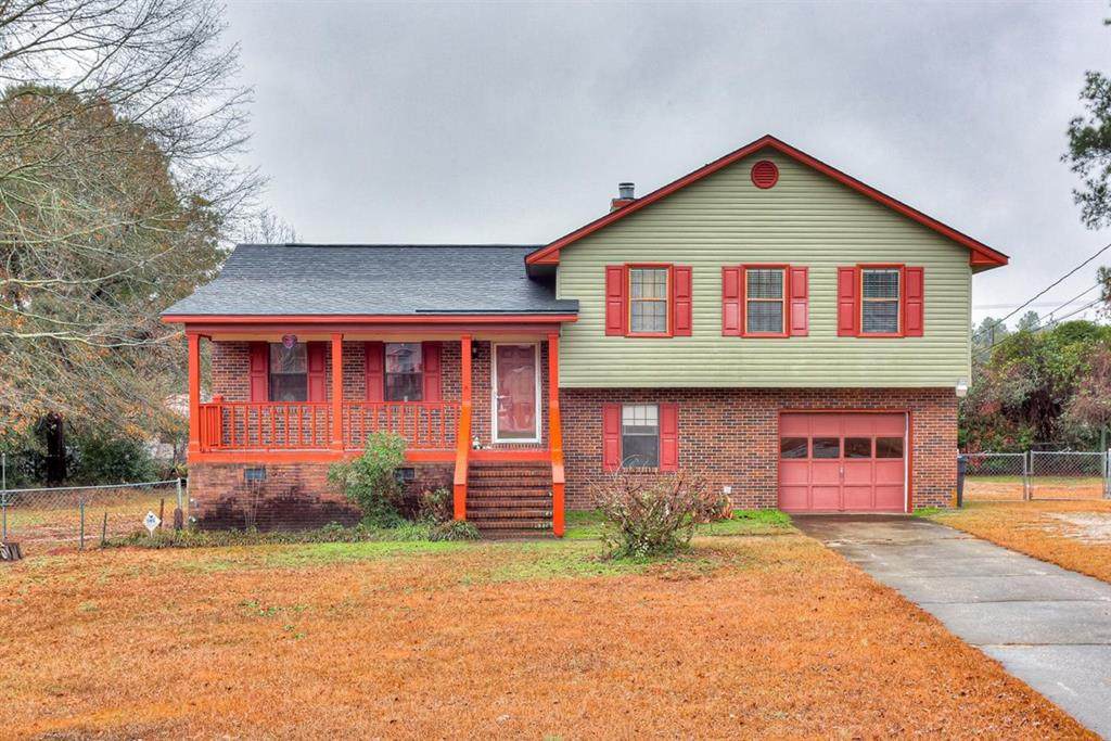 5202 Woodridge Drive - Photo 1