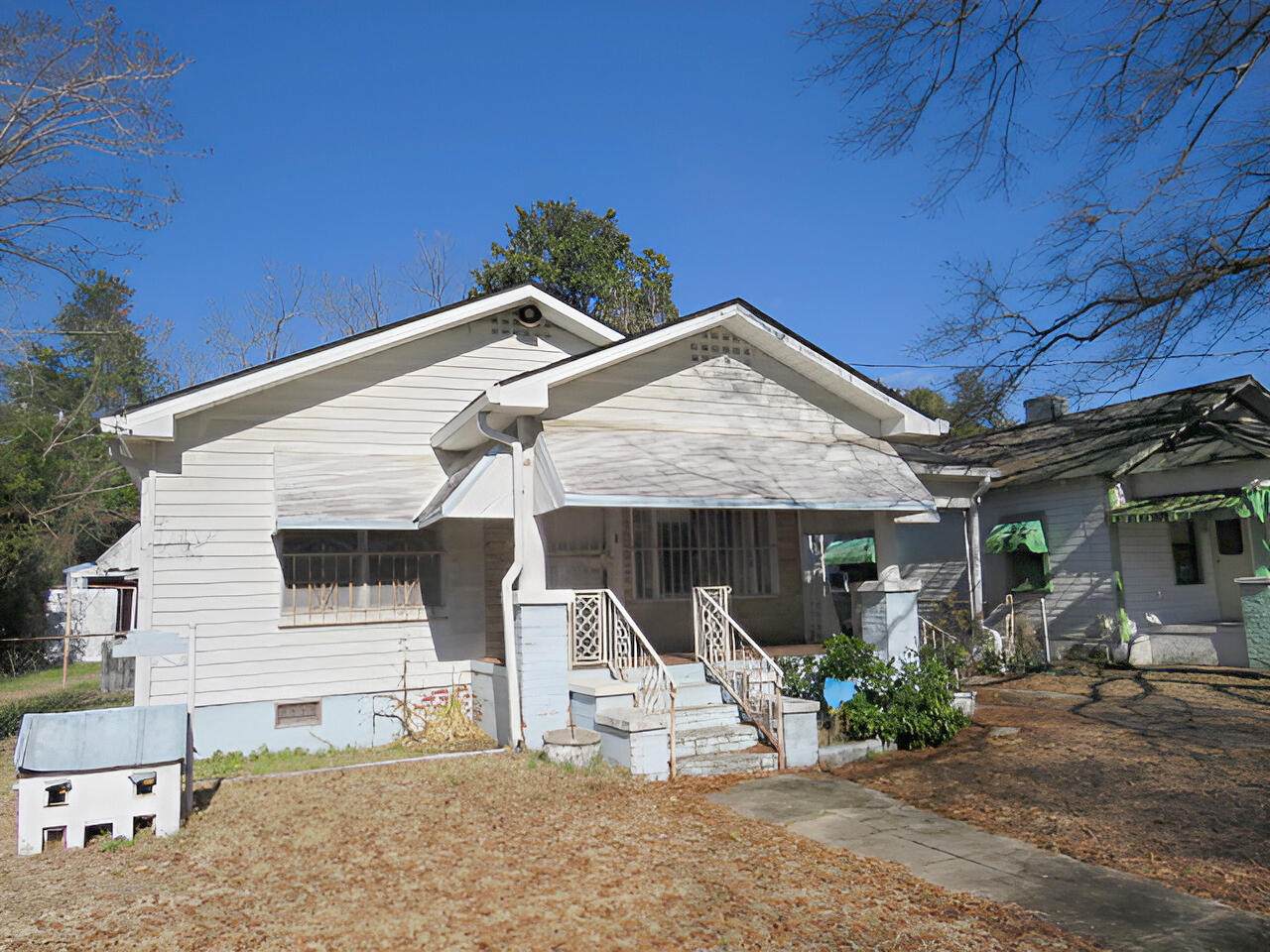 1365 Dewitt Street - Photo 1