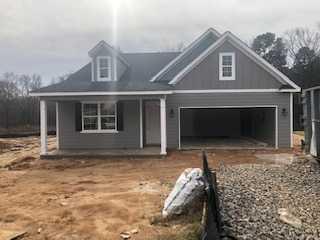 311 Colonnades Drive - Photo 1