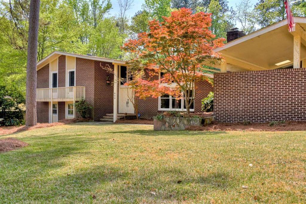 809 Kamel Circle - Photo 1