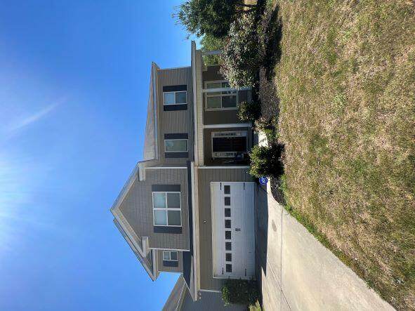 946 Watermark Drive - Photo 1