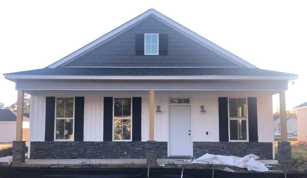 110 Pinetree Street - Photo 1