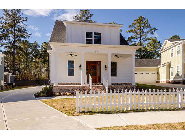 928 Ellis Lane - Photo 1
