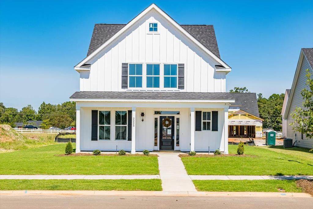 2225 Laurens Street - Photo 1