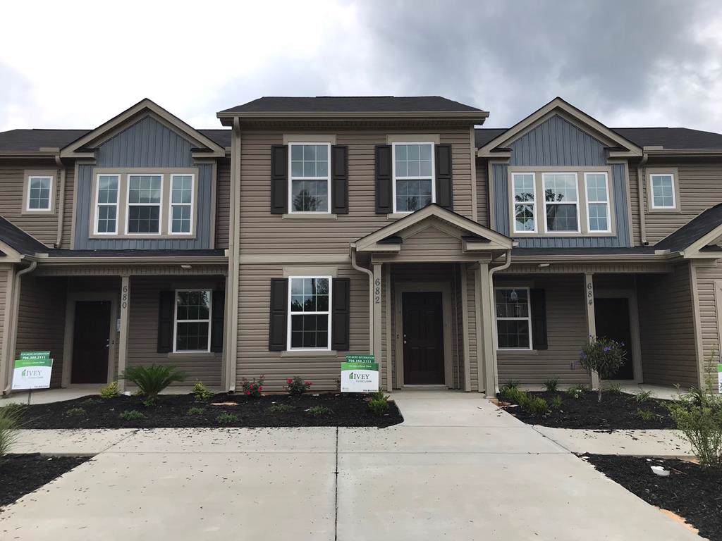 693 Red Cedar Court - Photo 1
