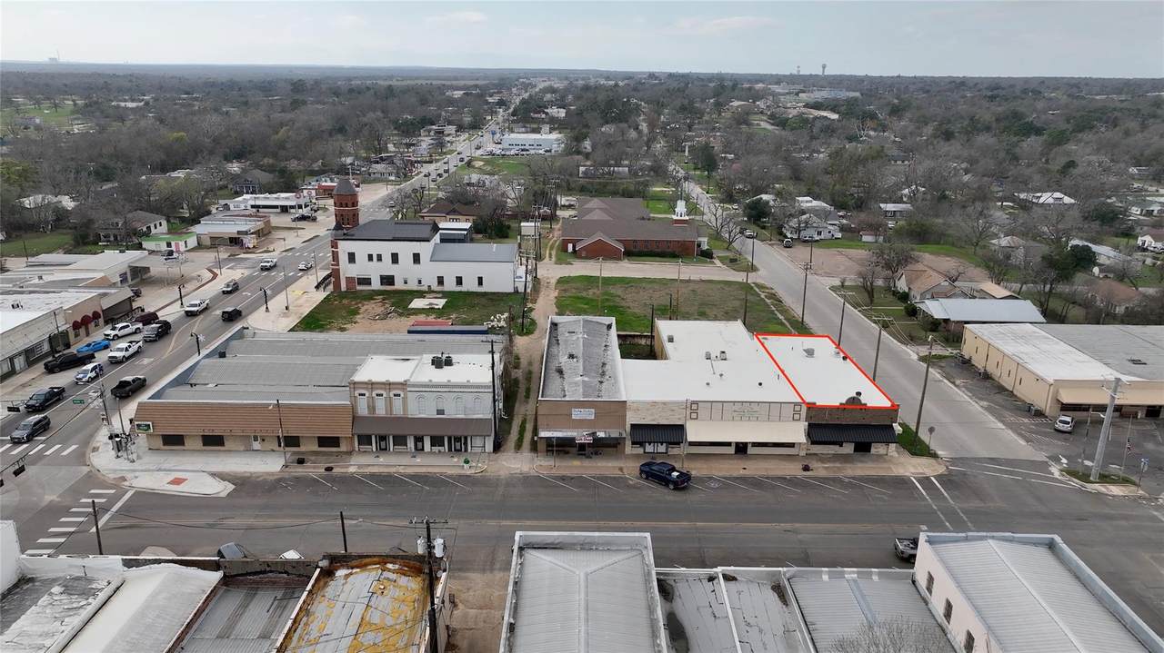 239 N Main St - Photo 1