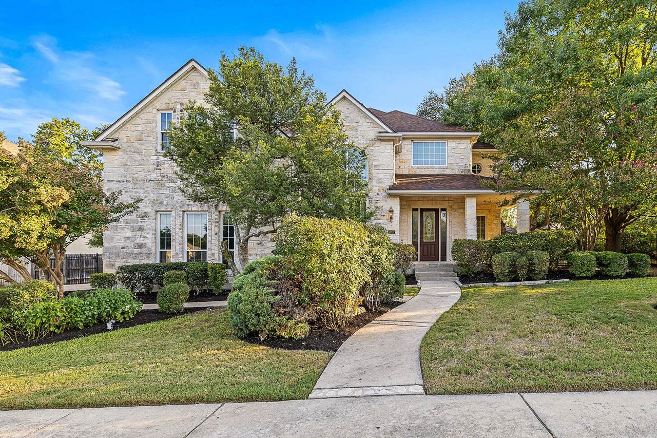 2057 Golden Bear Dr - Photo 1