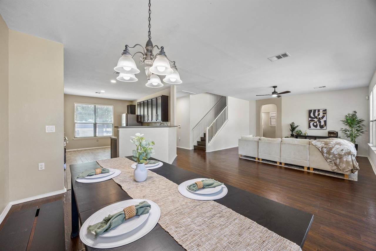 9205 Ipswich Bay Dr - Photo 1