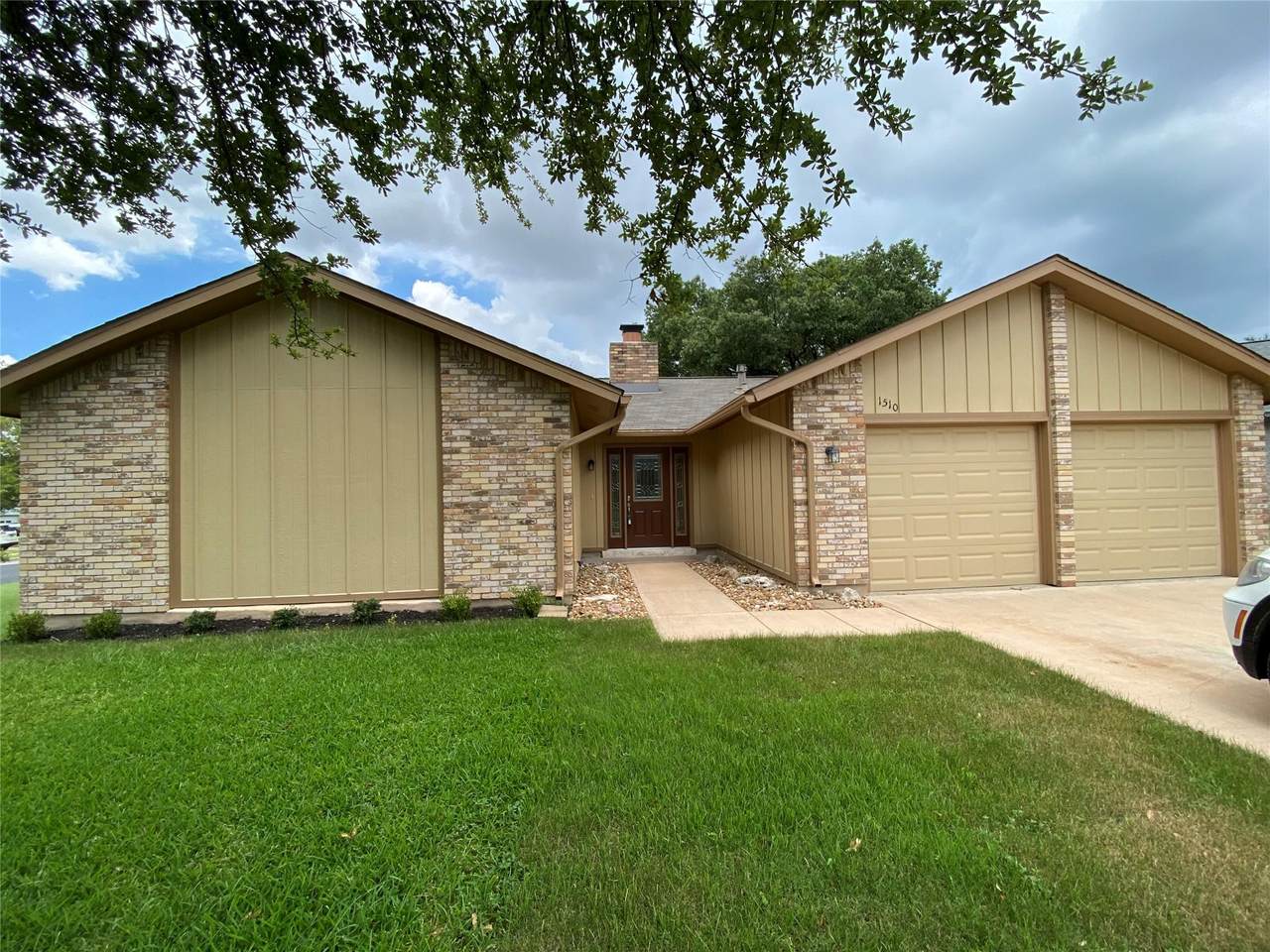 1510 Boffi Cir - Photo 1