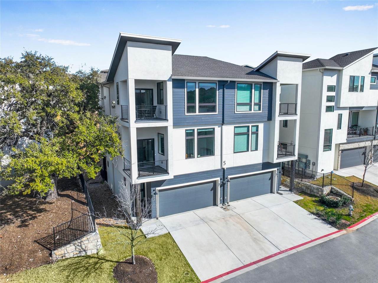 2050 Lohmans Spur Rd - Photo 1
