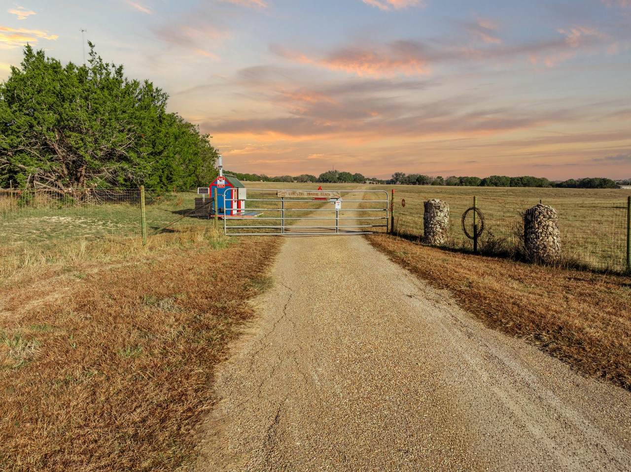 https://bt-photos.global.ssl.fastly.net/austin/1280_boomver_1_1016742-2.jpg