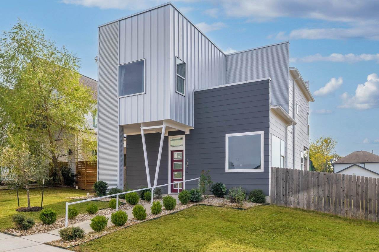 7301 Cordoba Dr - Photo 1