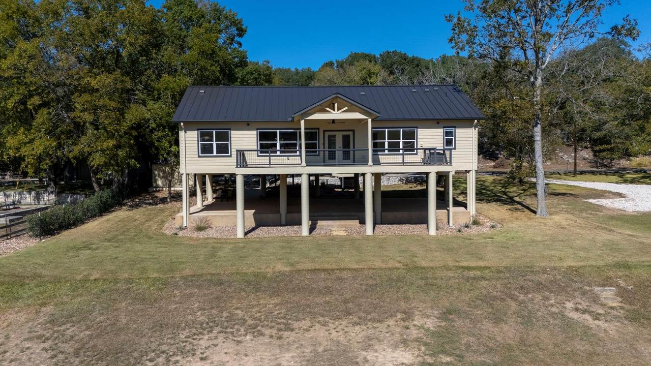 1830 & 1834 Flite Acres Rd - Photo 1