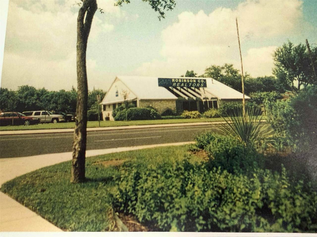 2615 Western Trails Blvd - Photo 1