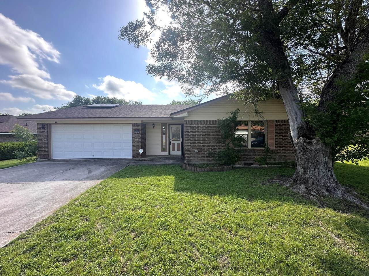 1810 Gautier Ave - Photo 1