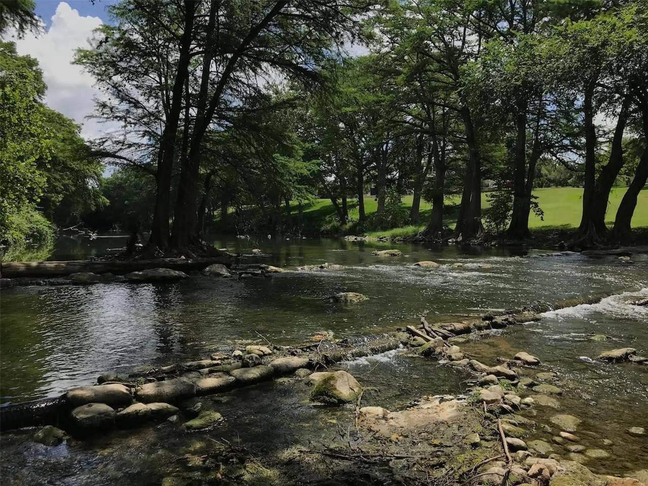 730 Mather St - Photo 1