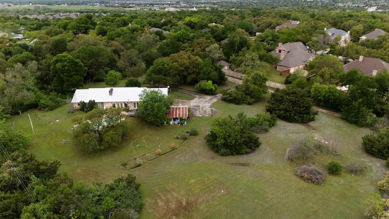 https://bt-photos.global.ssl.fastly.net/austin/1280_boomver_1_1127138-2.jpg