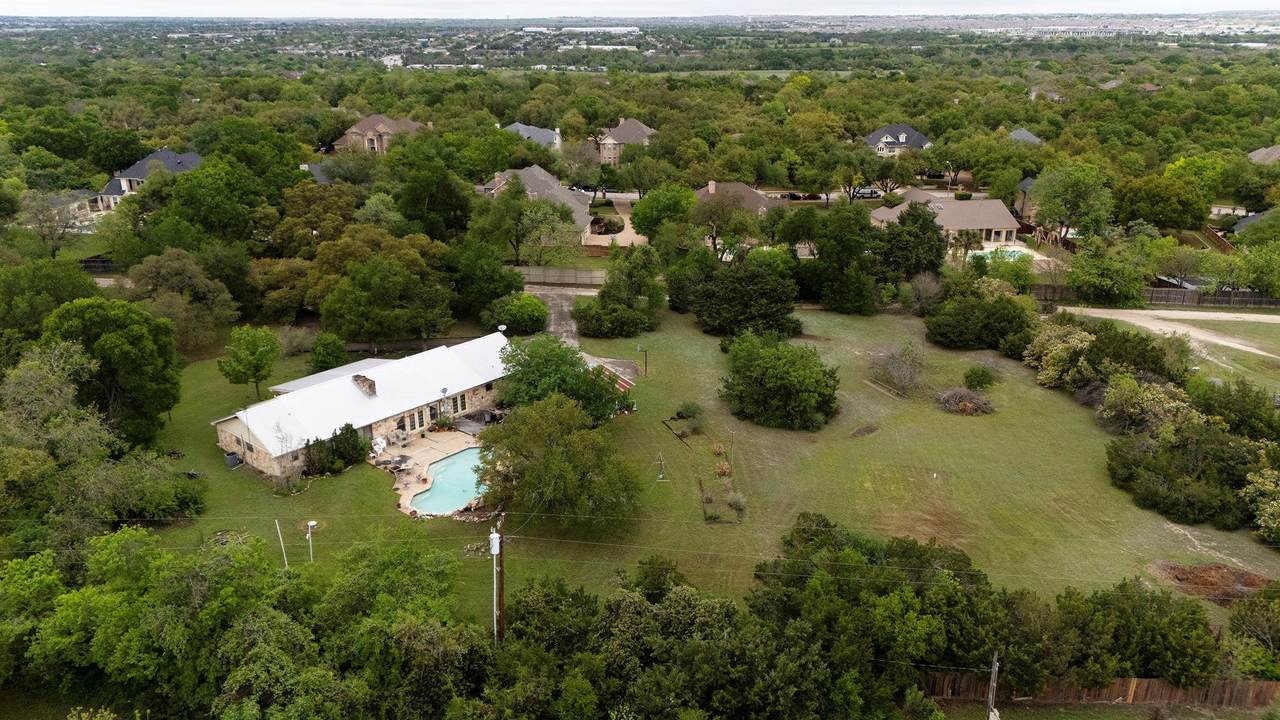 https://bt-photos.global.ssl.fastly.net/austin/1280_boomver_1_1127138-2.jpg