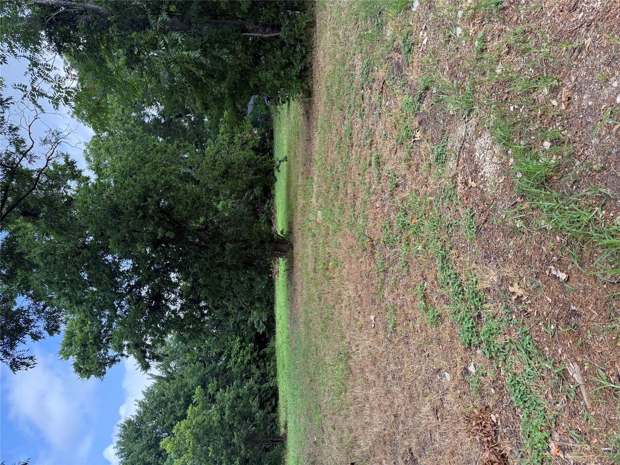 708 Polk Ave - Photo 1