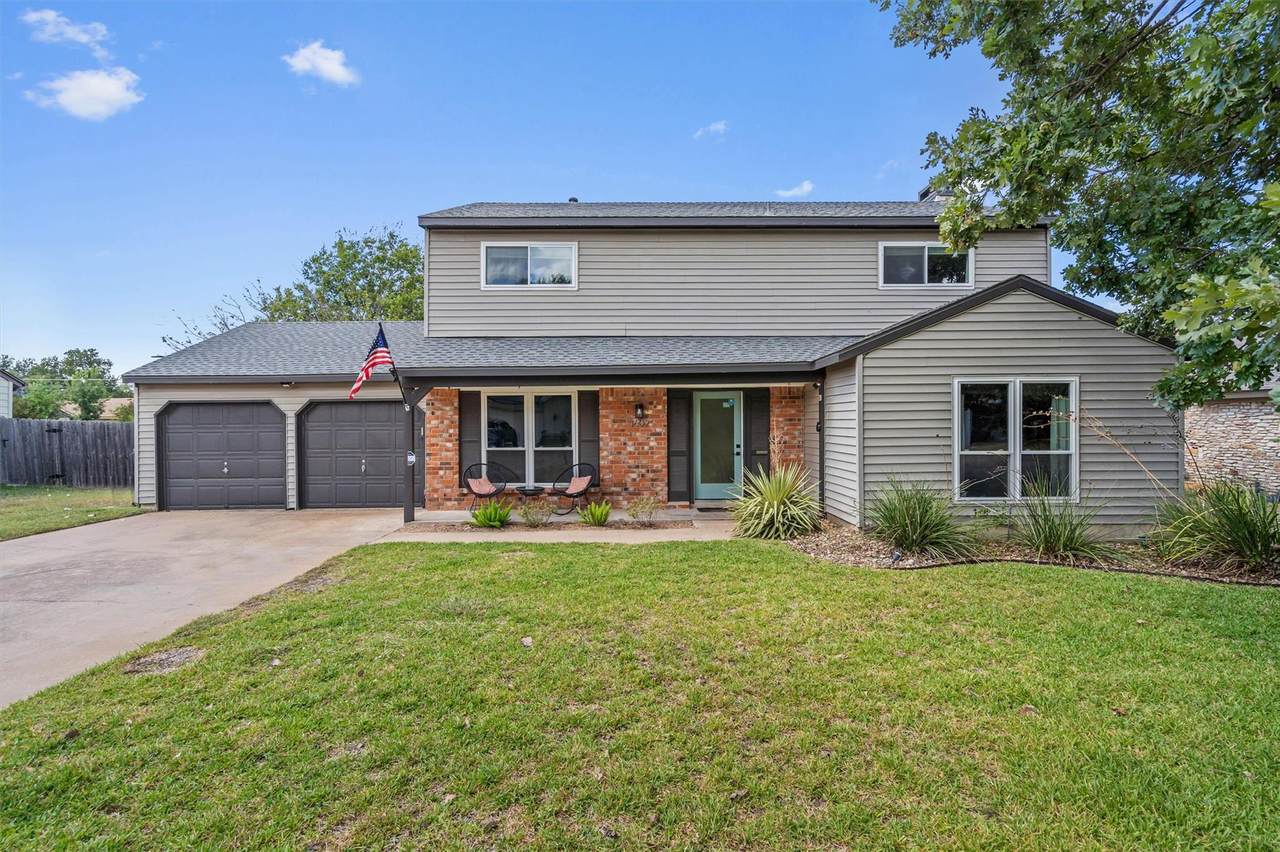 1602 Rock Creek Dr - Photo 1