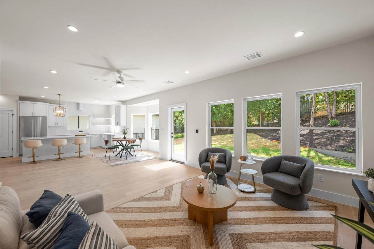 13 Autumn Oaks Dr - Photo 1