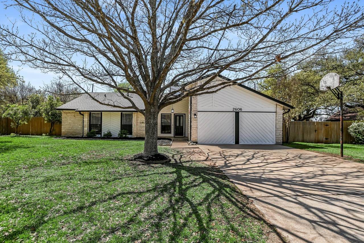 2606 Messick Loop - Photo 1