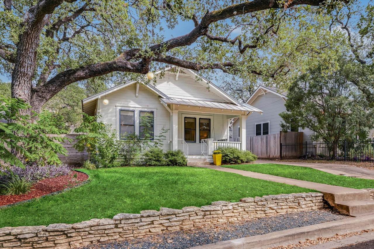 1709 Drake Ave - Photo 1