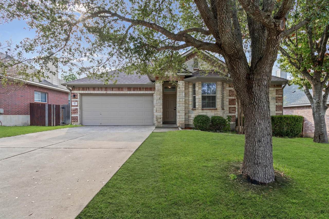 411 Las Colinas Dr - Photo 1
