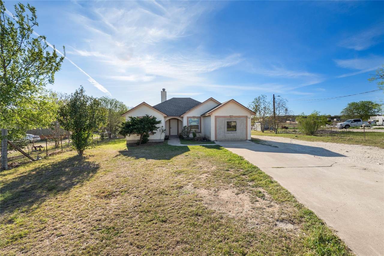 135 Petirrojo Ct - Photo 1