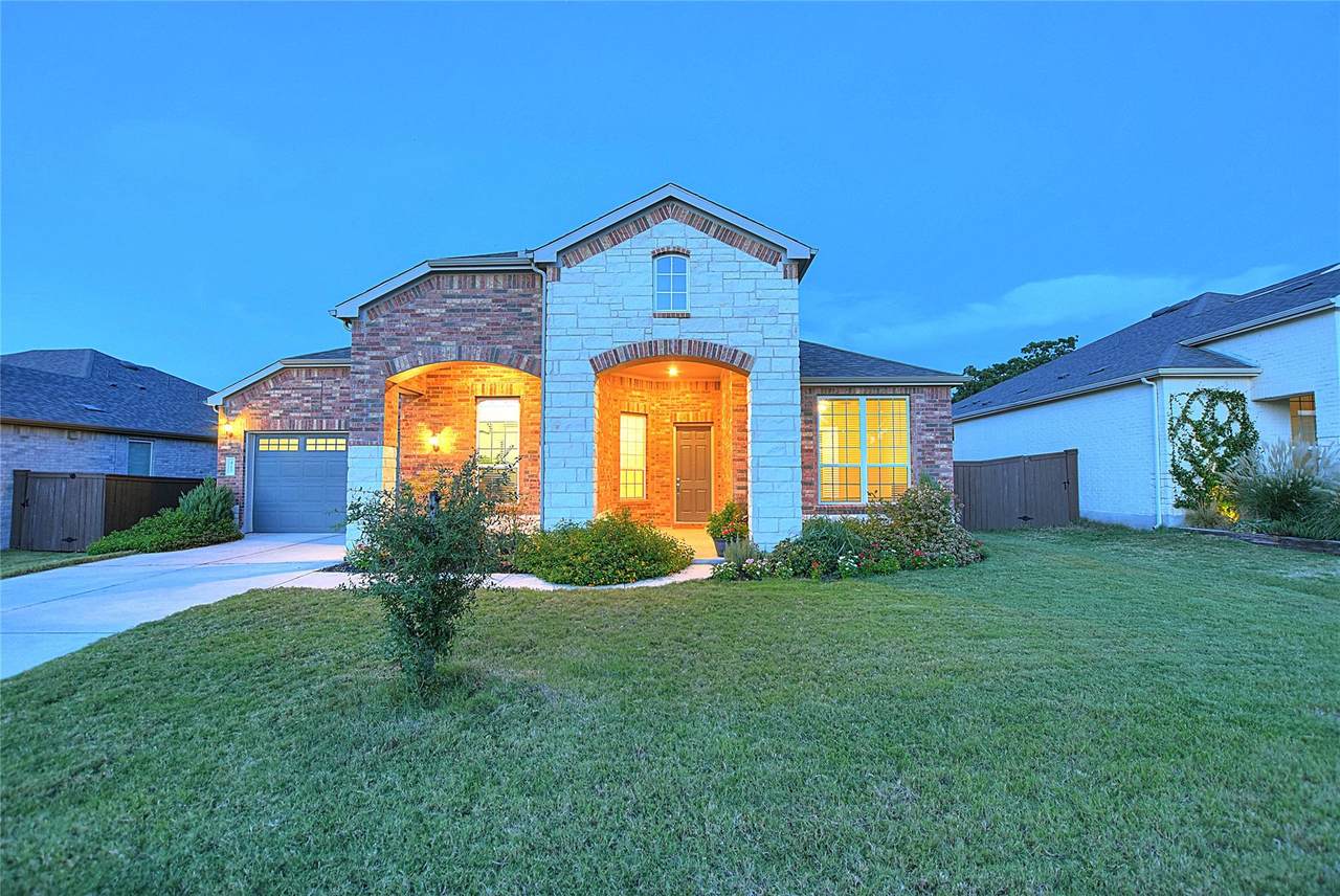 413 Verbena Dr - Photo 1