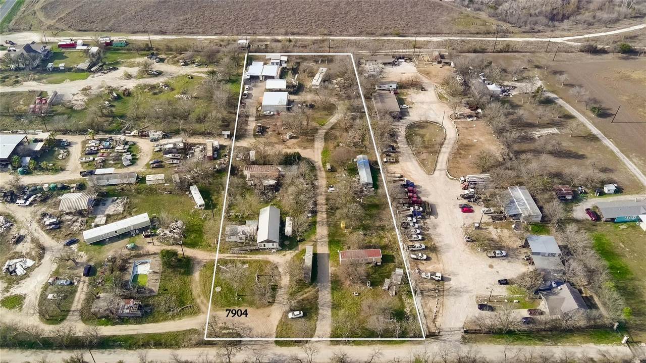 7904 Dee Gabriel Collins Rd - Photo 1