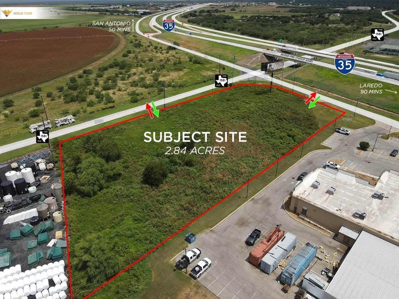 000 Ih-35 & Fm 1581 - Photo 1