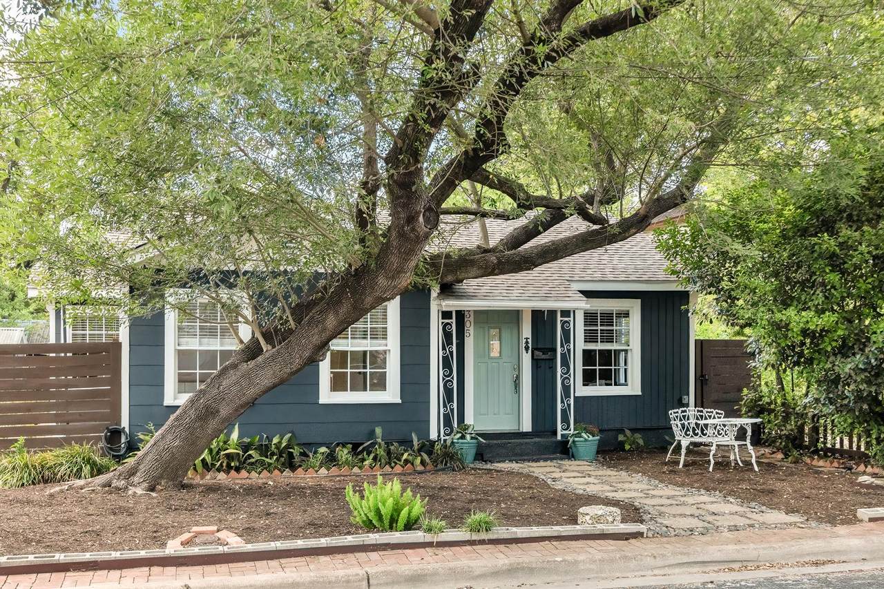 305 50th St - Photo 1