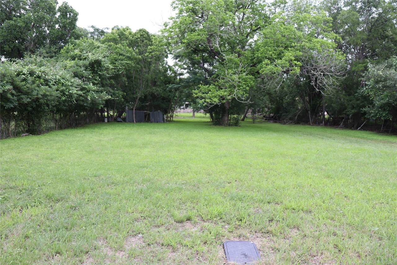 1006 Johnson St - Photo 1
