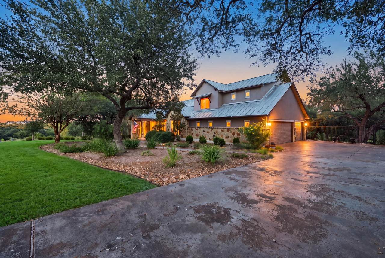 3555 Comal Spgs - Photo 1