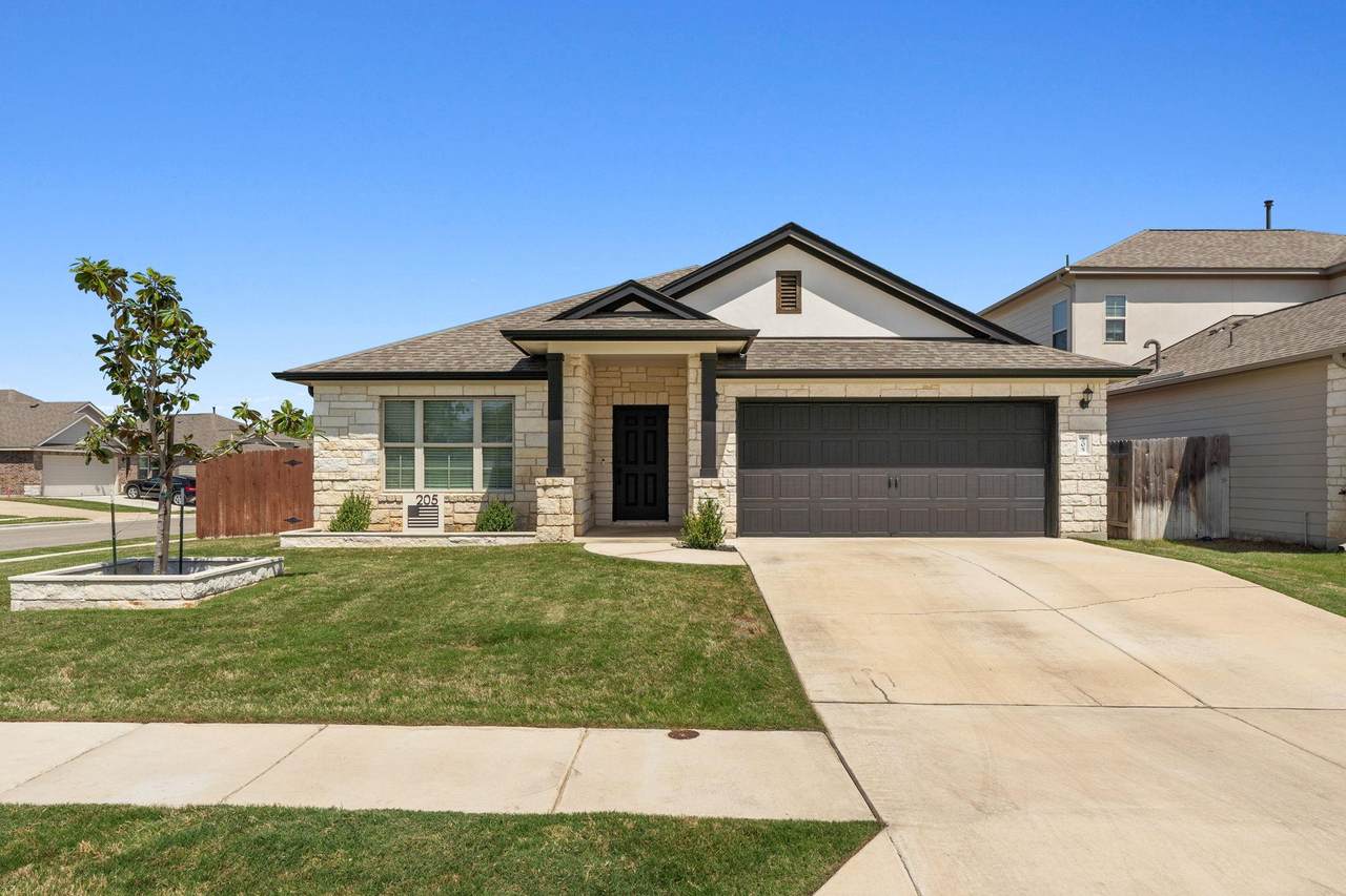 205 Bright Star Ln - Photo 1