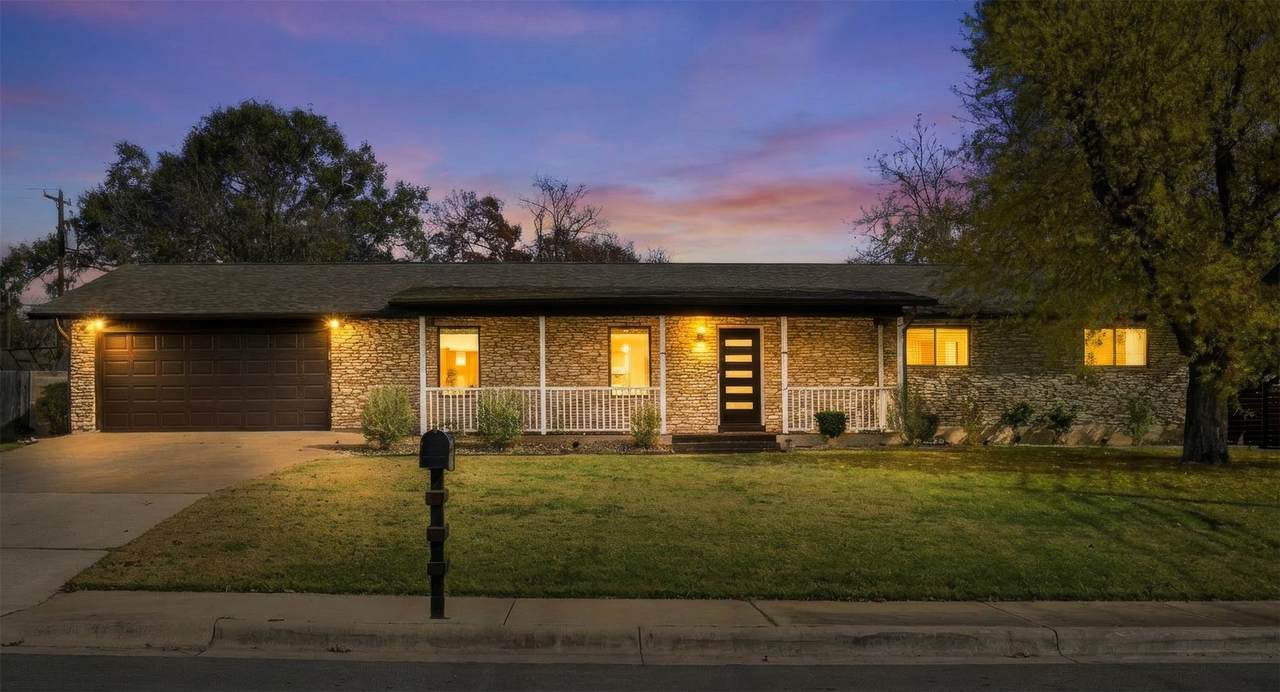 1609 Mesquite Ln - Photo 1