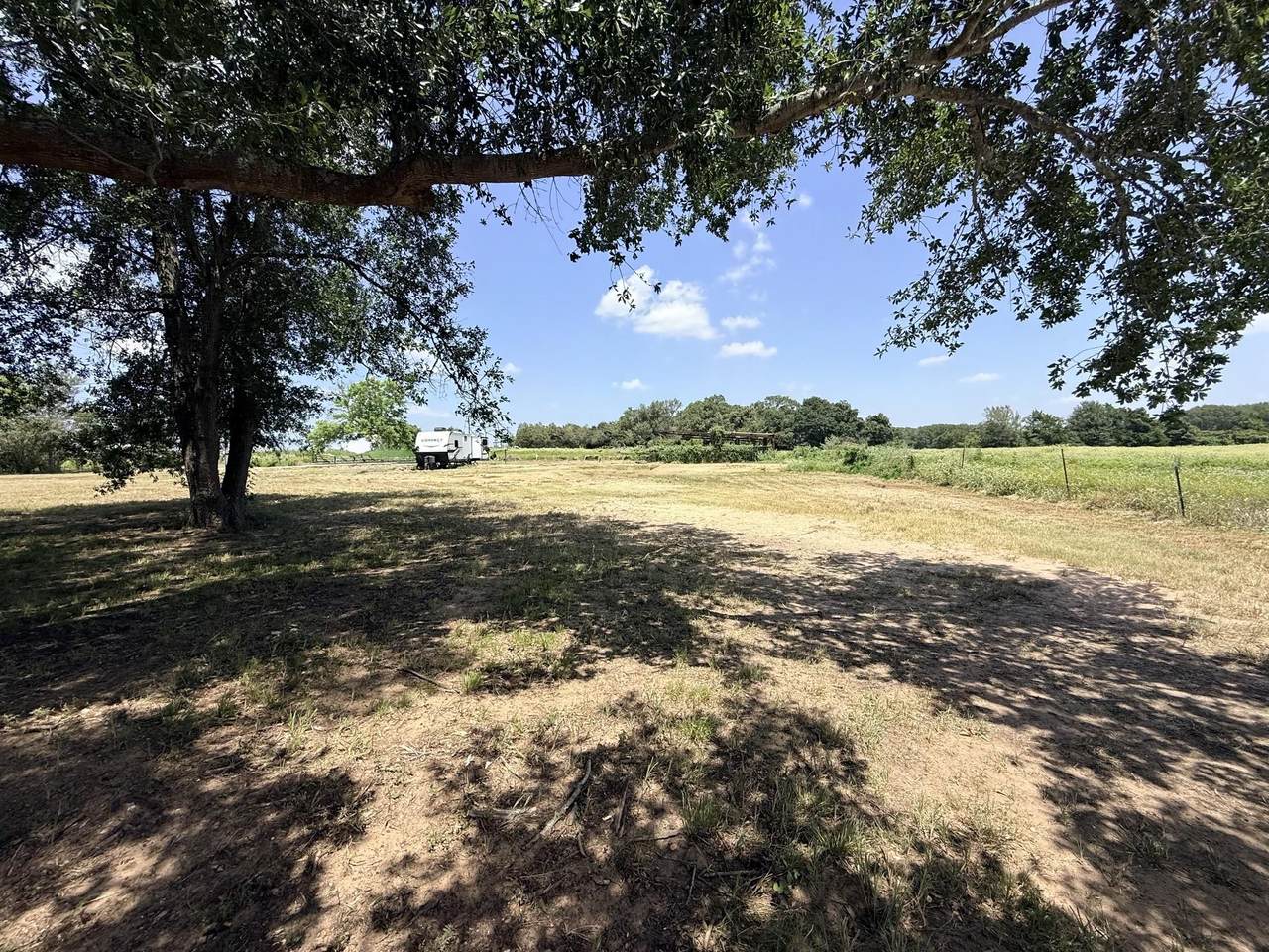 https://bt-photos.global.ssl.fastly.net/austin/orig_boomver_1_1324017-2.jpg