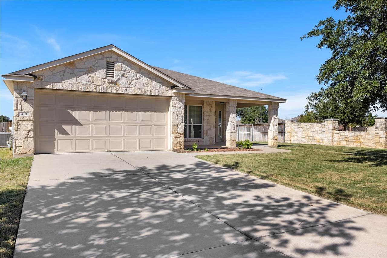 401 Hunting Lodge Ln - Photo 1