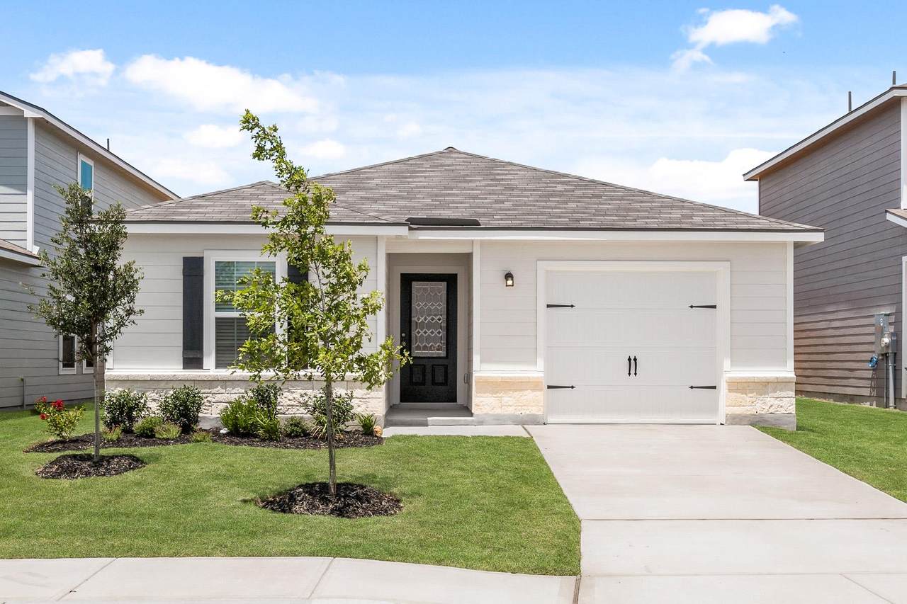 330 Low Pasture Trl - Photo 1