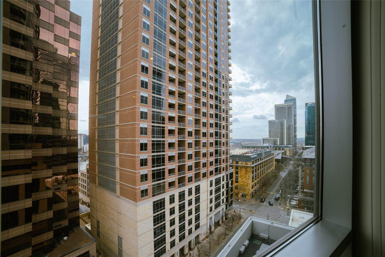 https://bt-photos.global.ssl.fastly.net/austin/1280_boomver_1_1342380-2.jpg