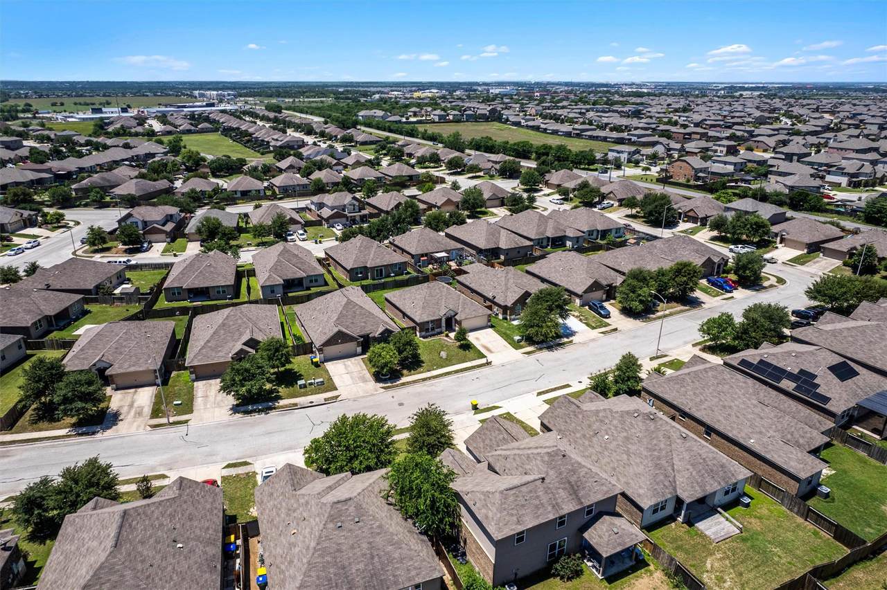 https://bt-photos.global.ssl.fastly.net/austin/1280_boomver_1_1350539-2.jpg