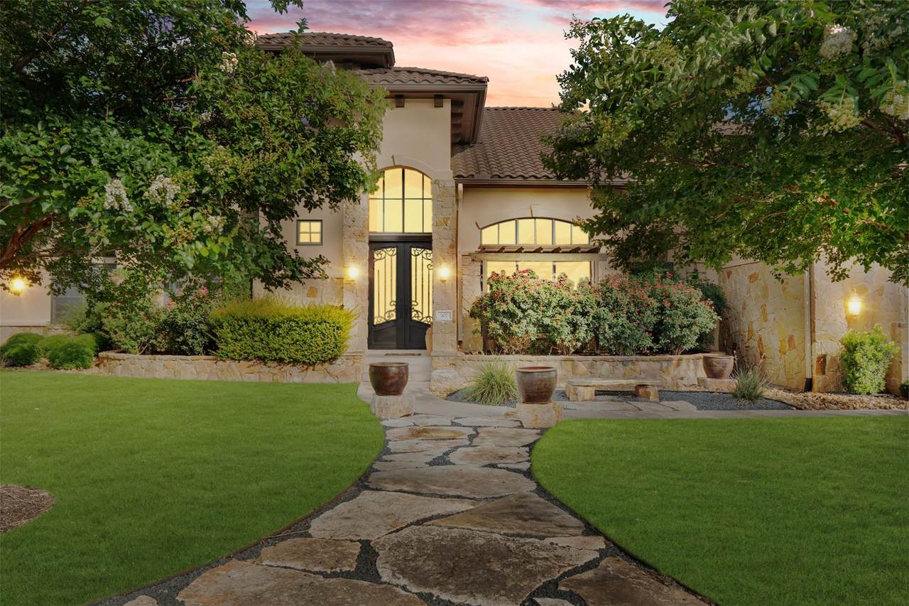 307 Goodnight Dr - Photo 1