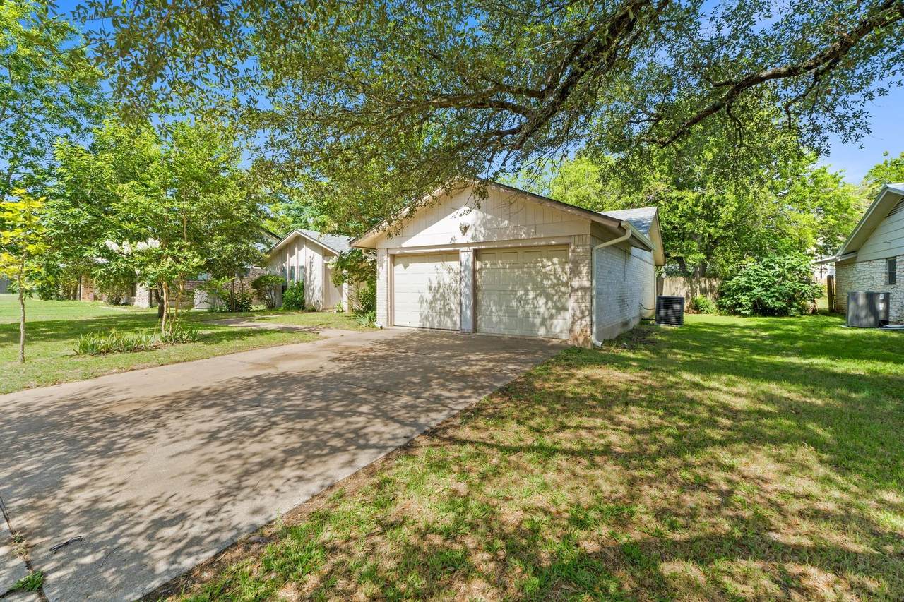 12306 Split Rail Pkwy - Photo 1