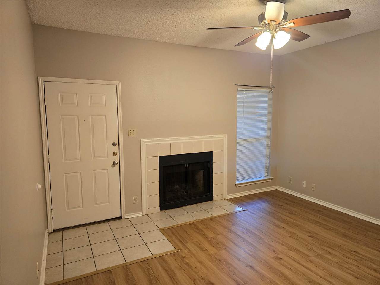2414 Longview St - Photo 1